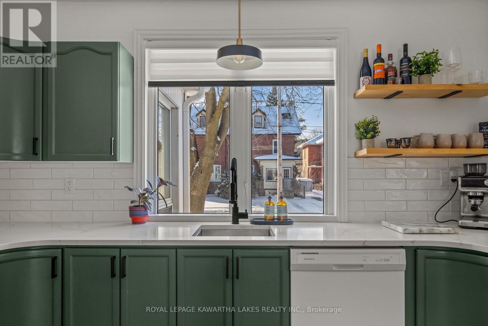 22 Albert Street N, Kawartha Lakes (Lindsay), Ontario  K9V 4J2 - Photo 17 - X12665144