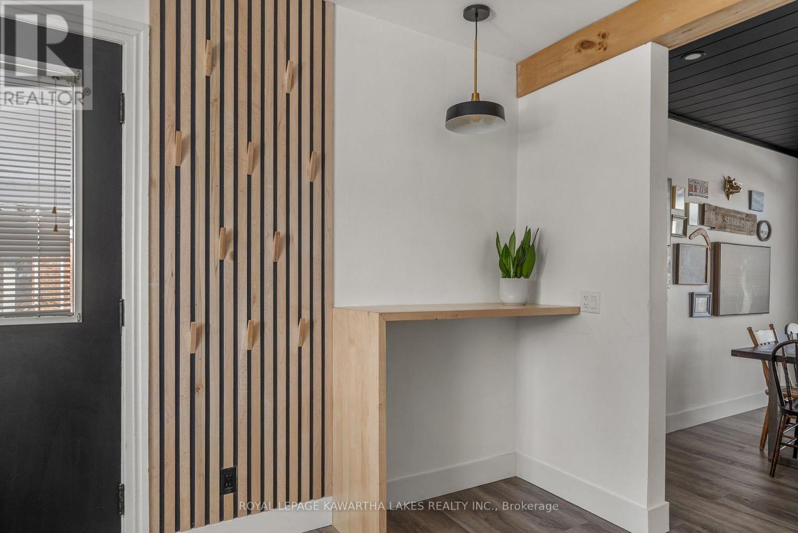 22 Albert Street N, Kawartha Lakes (Lindsay), Ontario  K9V 4J2 - Photo 18 - X12665144