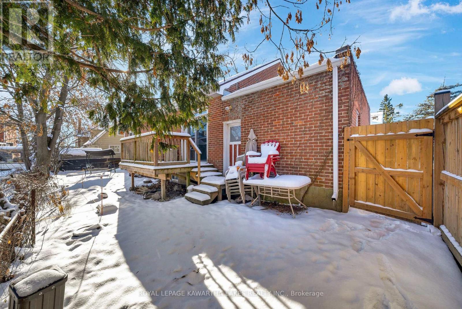 22 Albert Street N, Kawartha Lakes (Lindsay), Ontario  K9V 4J2 - Photo 44 - X12665144