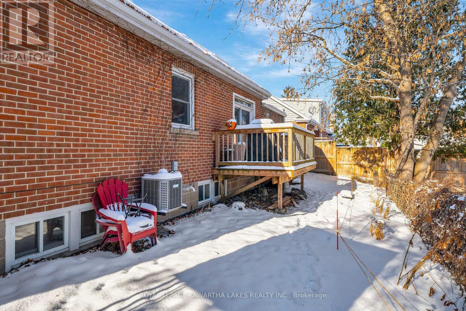 22 Albert Street N, Kawartha Lakes (Lindsay), Ontario  K9V 4J2 - Photo 47 - X12665144