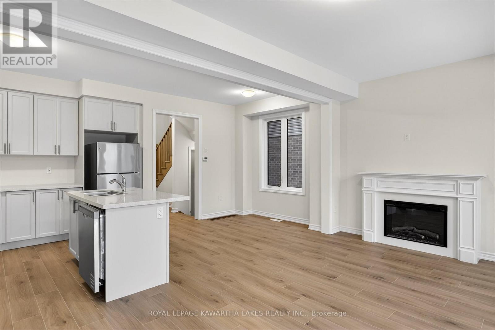 71 Watts Mew, Kawartha Lakes (Lindsay), Ontario  K9V 0T3 - Photo 22 - X12665320