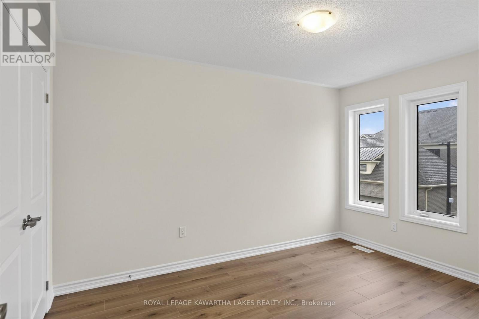 71 Watts Mew, Kawartha Lakes (Lindsay), Ontario  K9V 0T3 - Photo 28 - X12665320