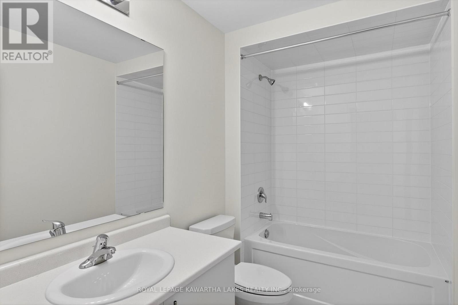 71 Watts Mew, Kawartha Lakes (Lindsay), Ontario  K9V 0T3 - Photo 34 - X12665320