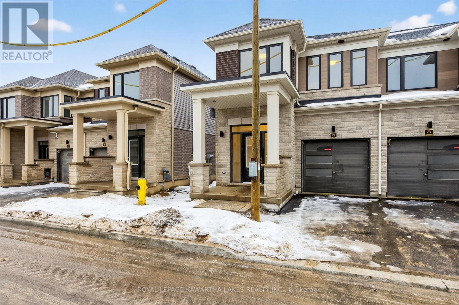 71 Watts Mew, Kawartha Lakes (Lindsay), Ontario  K9V 0T3 - Photo 4 - X12665320