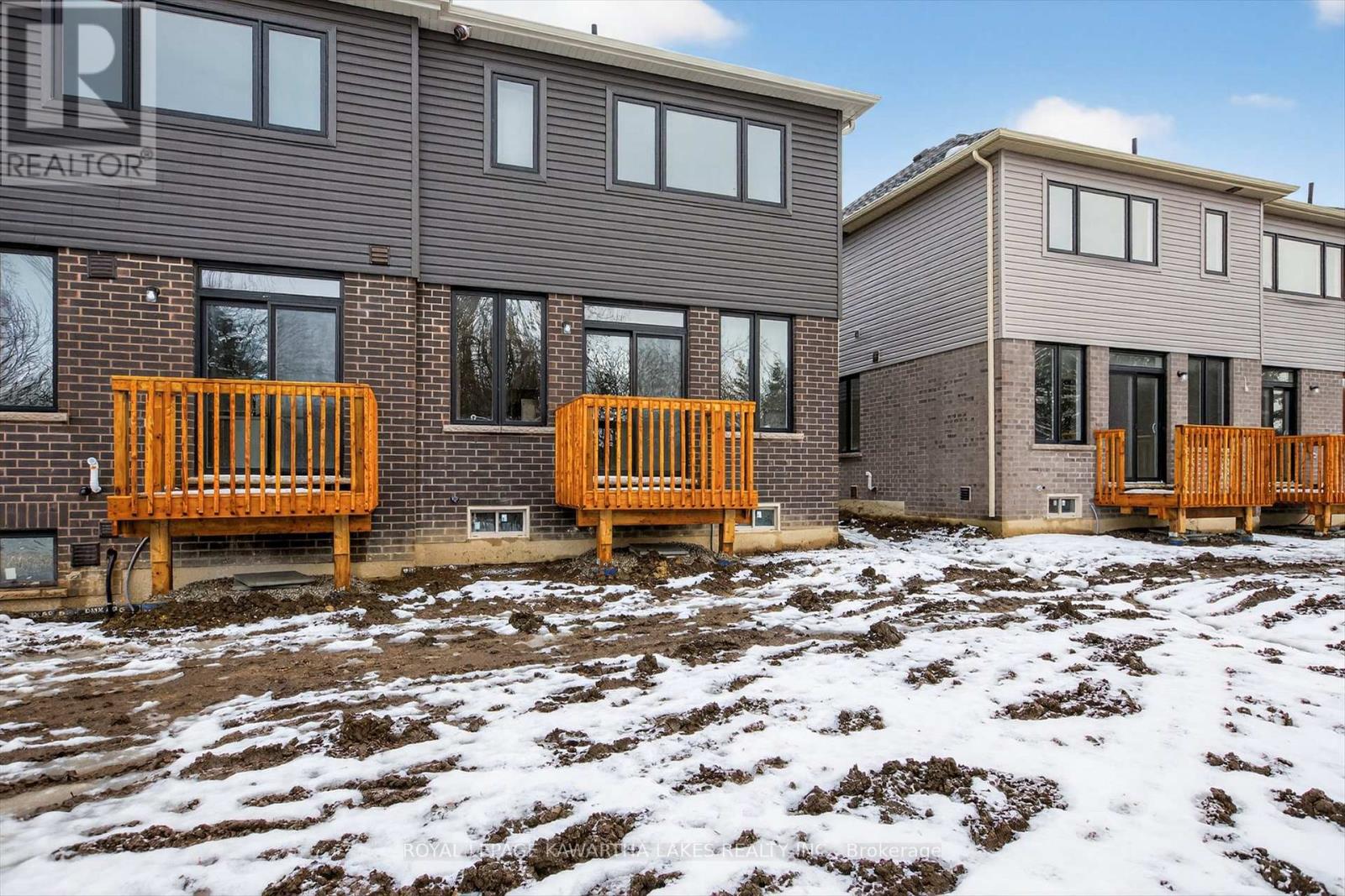 71 Watts Mew, Kawartha Lakes (Lindsay), Ontario  K9V 0T3 - Photo 45 - X12665320