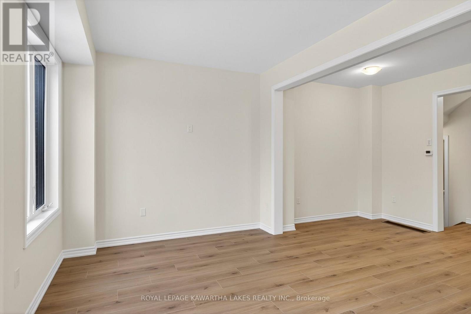 77 Watts Mew, Kawartha Lakes (Lindsay), Ontario  K9V 0T3 - Photo 18 - X12665344