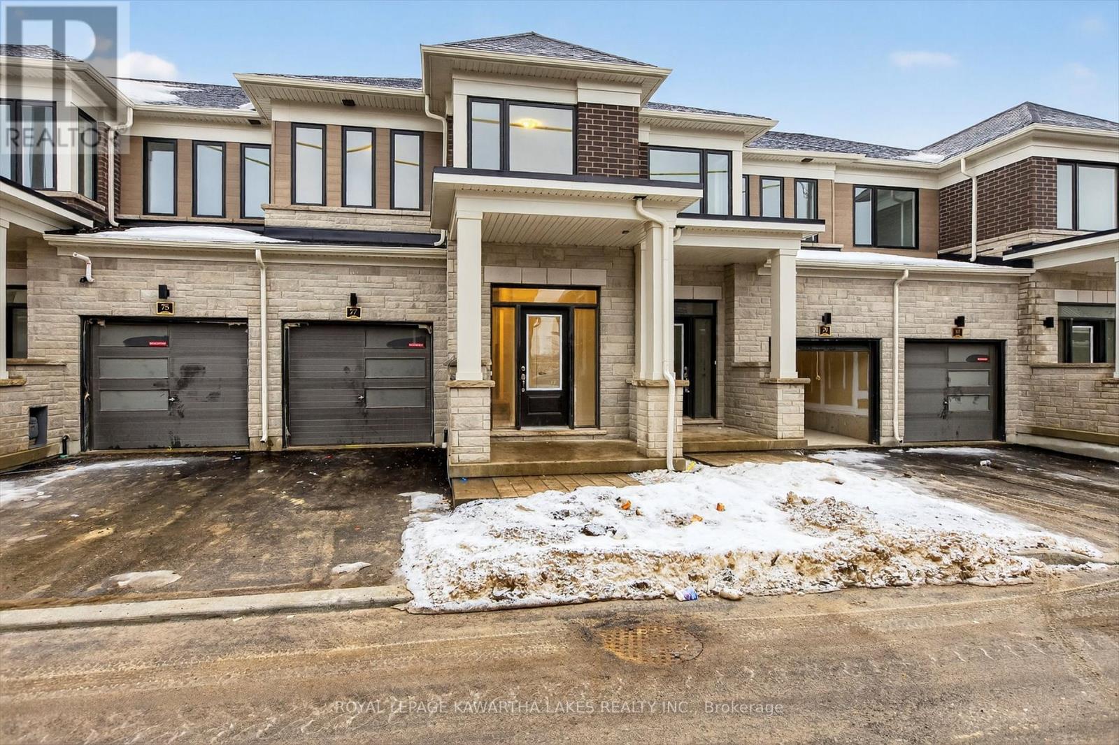 77 Watts Mew, Kawartha Lakes (Lindsay), Ontario  K9V 0T3 - Photo 3 - X12665344