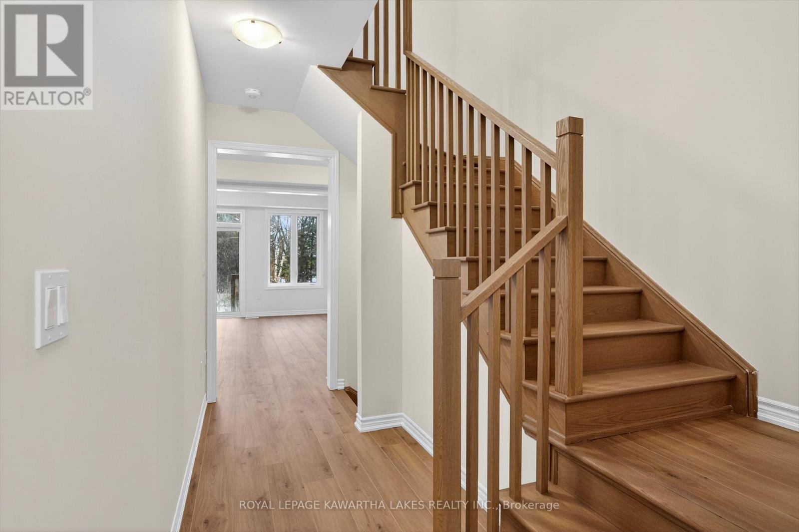 77 Watts Mew, Kawartha Lakes (Lindsay), Ontario  K9V 0T3 - Photo 7 - X12665344