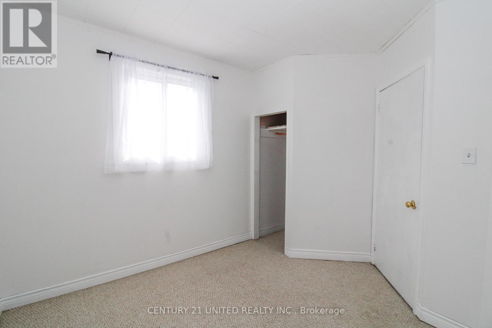 677 Orpington Road, Peterborough (Otonabee Ward 1), Ontario  K9J 4A5 - Photo 28 - X12665360