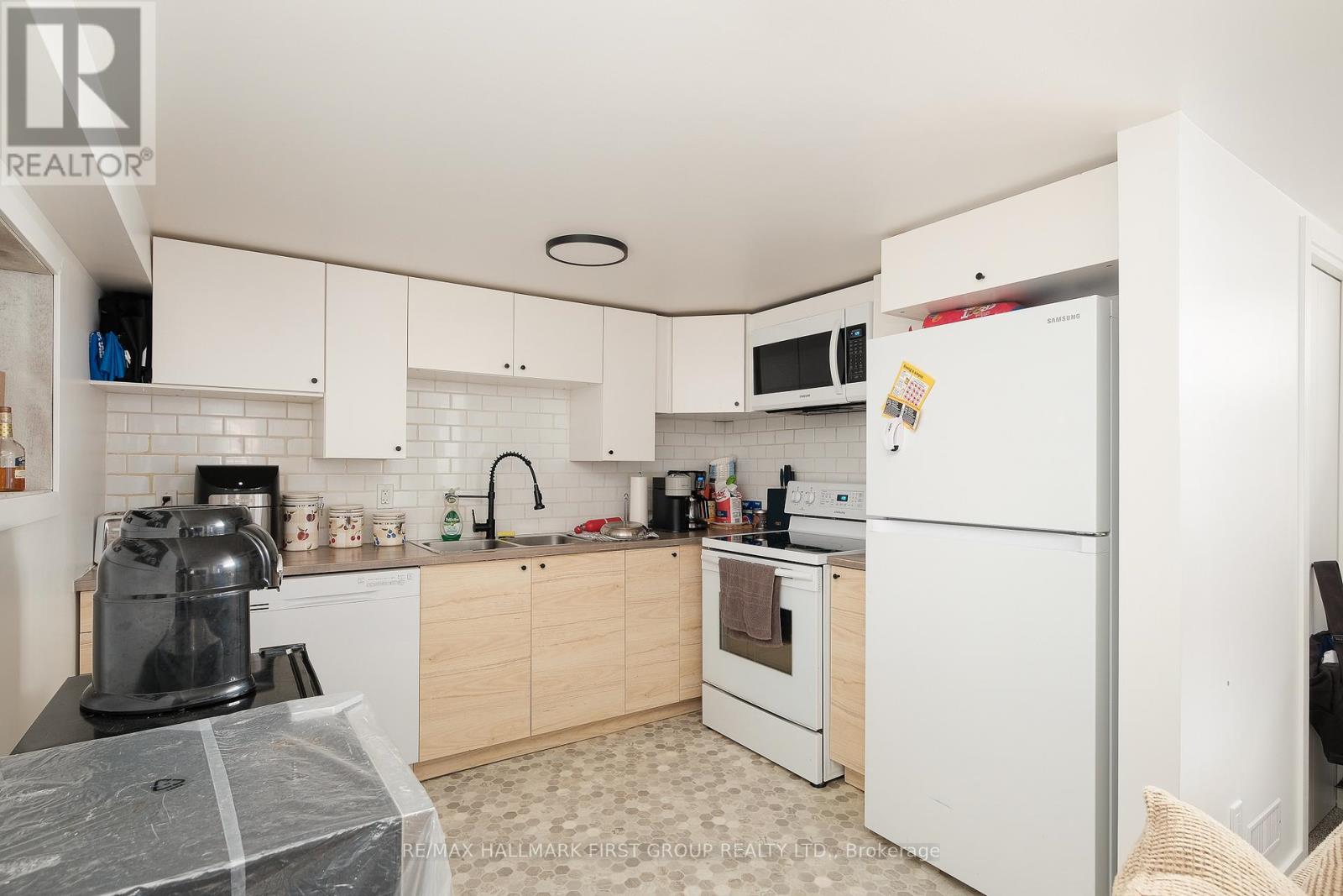 Bsmt - 1443 Westbrook Drive, Peterborough (Monaghan Ward 2), Ontario  K9J 6R3 - Photo 4 - X12665444