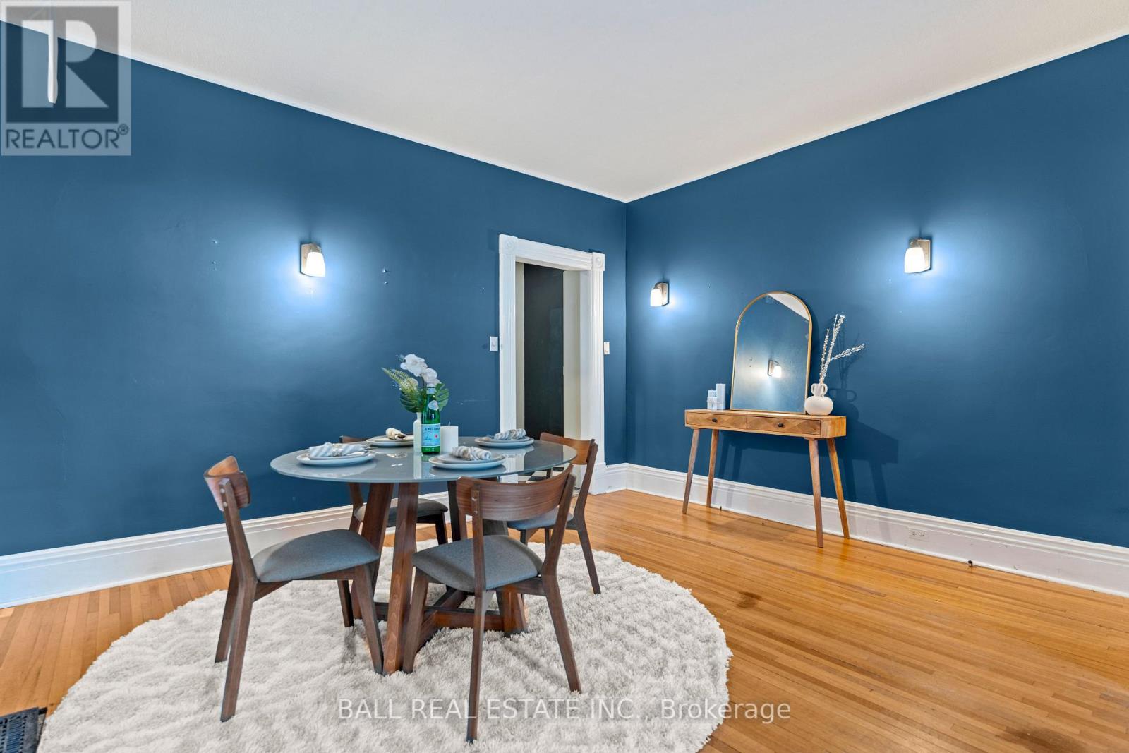 581 Aylmer Street N, Peterborough (Town Ward 3), Ontario  K9H 3W8 - Photo 14 - X12665724