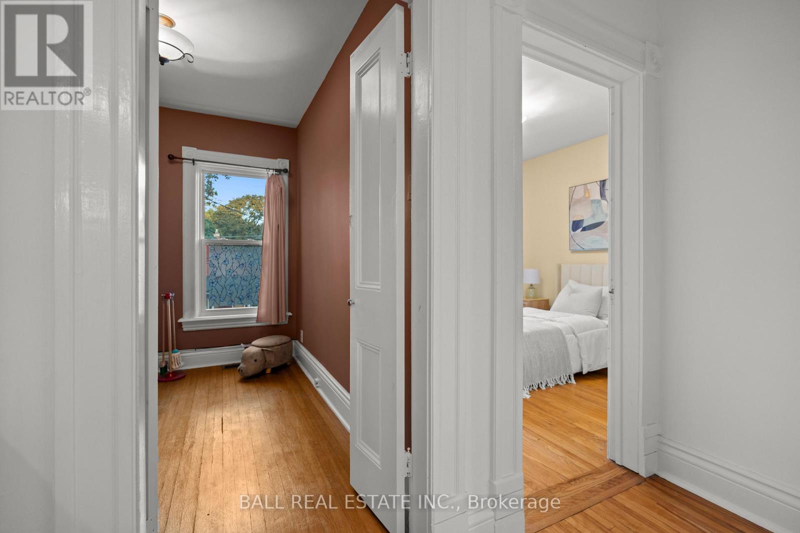 581 Aylmer Street N, Peterborough (Town Ward 3), Ontario  K9H 3W8 - Photo 32 - X12665724