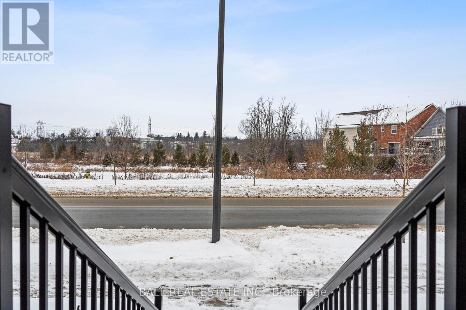 800 Broadway Boulevard, Peterborough (Northcrest Ward 5), Ontario  K9H 0H7 - Photo 3 - X12667848