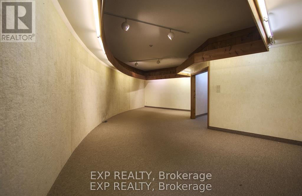 65 Fire Route, Trent Lakes, Ontario  K0L 1J0 - Photo 23 - X12668902