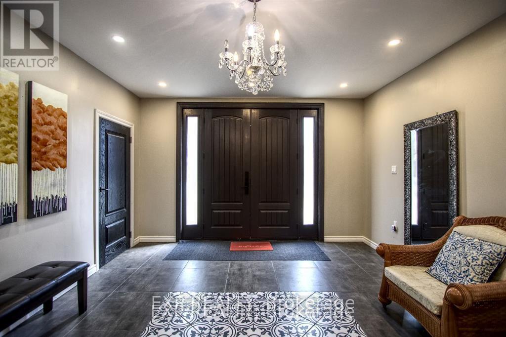 65 Fire Route, Trent Lakes, Ontario  K0L 1J0 - Photo 25 - X12668902