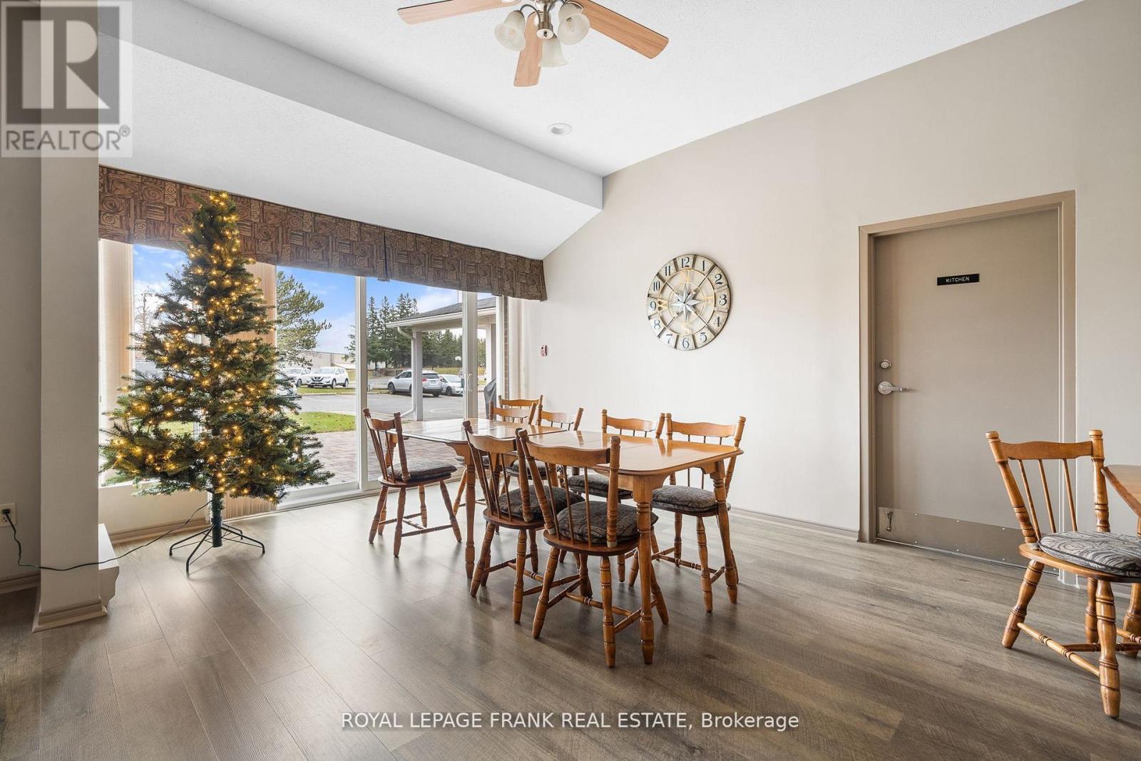 112 - 2 Heritage Way, Kawartha Lakes (Lindsay), Ontario  K9V 5P5 - Photo 37 - X12669220