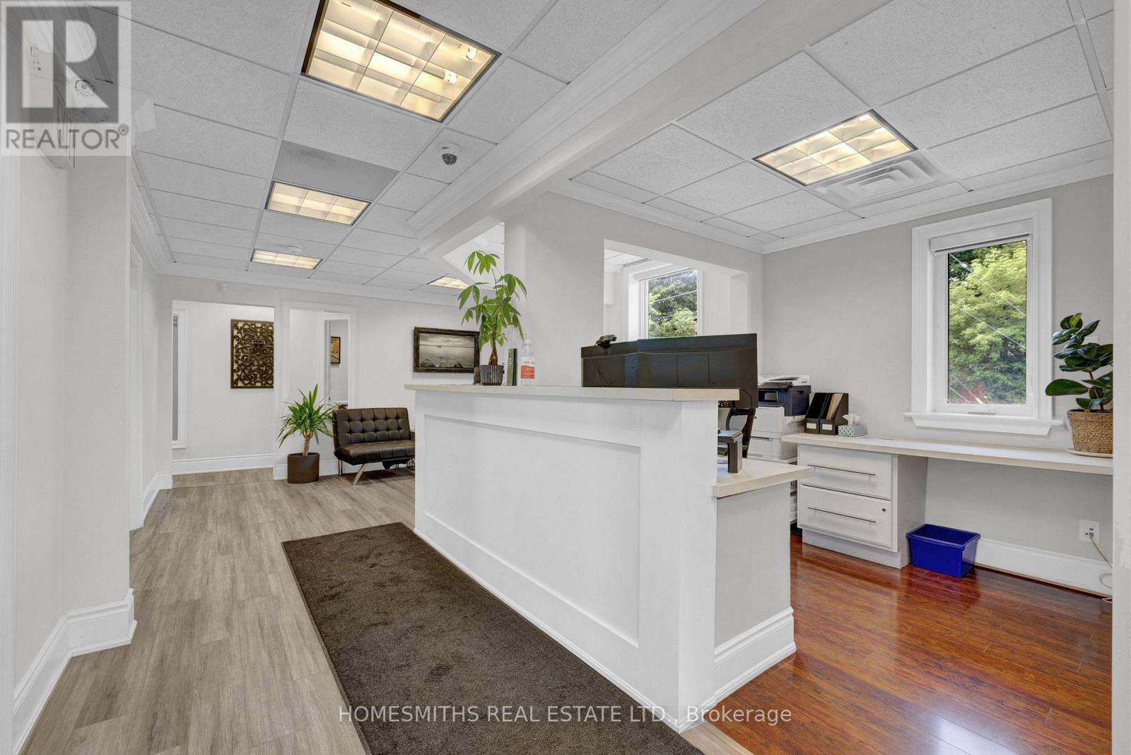 452 Charlotte Street, Peterborough (Town Ward 3), Ontario  K9J 2W3 - Photo 10 - X12671242