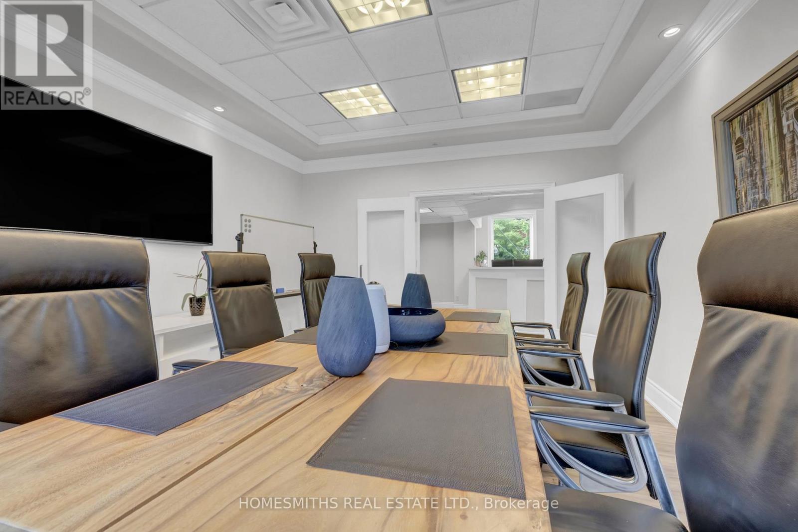 452 Charlotte Street, Peterborough (Town Ward 3), Ontario  K9J 2W3 - Photo 13 - X12671242