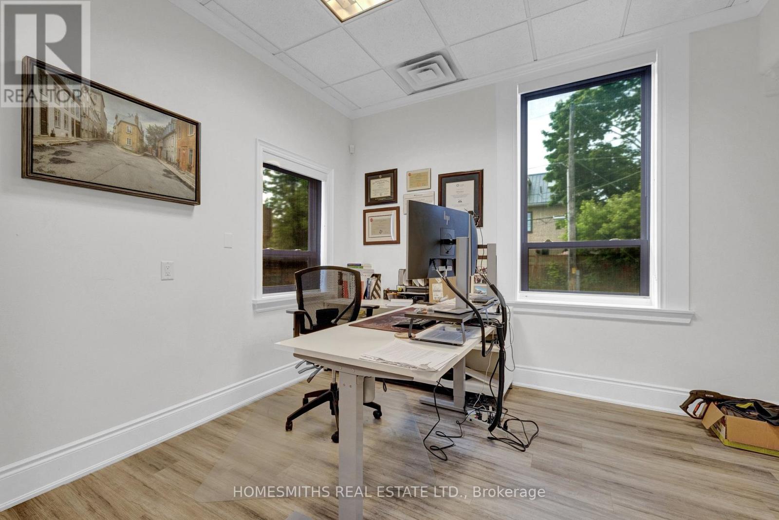 452 Charlotte Street, Peterborough (Town Ward 3), Ontario  K9J 2W3 - Photo 15 - X12671242