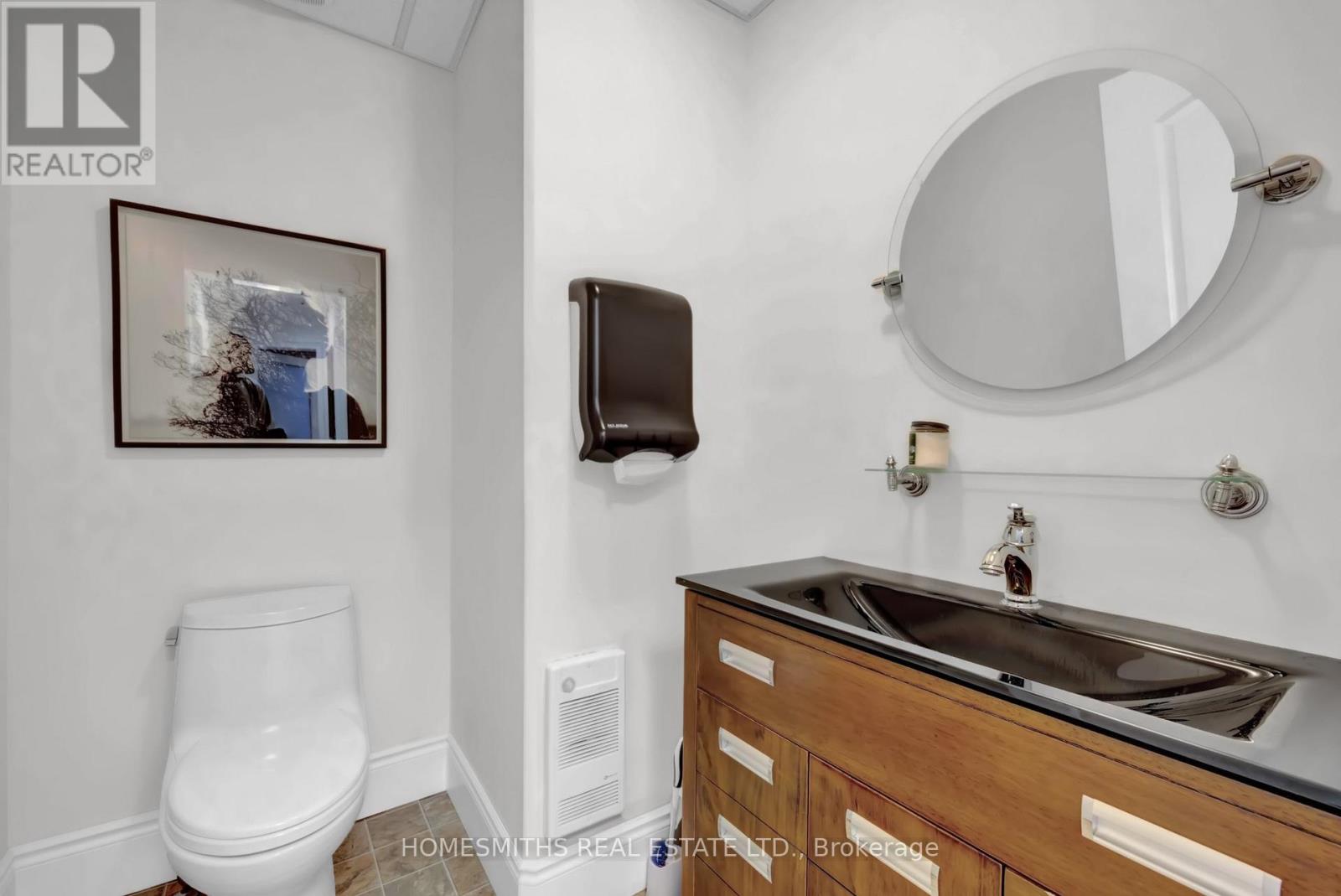 452 Charlotte Street, Peterborough (Town Ward 3), Ontario  K9J 2W3 - Photo 17 - X12671242