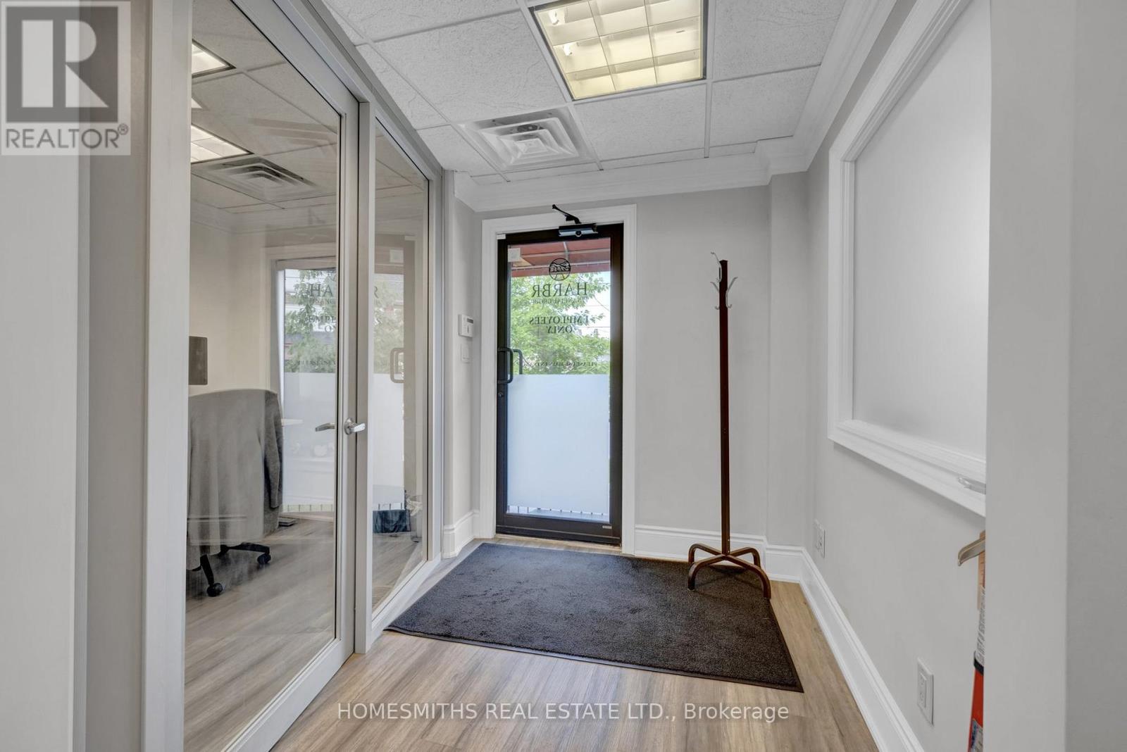 452 Charlotte Street, Peterborough (Town Ward 3), Ontario  K9J 2W3 - Photo 19 - X12671242