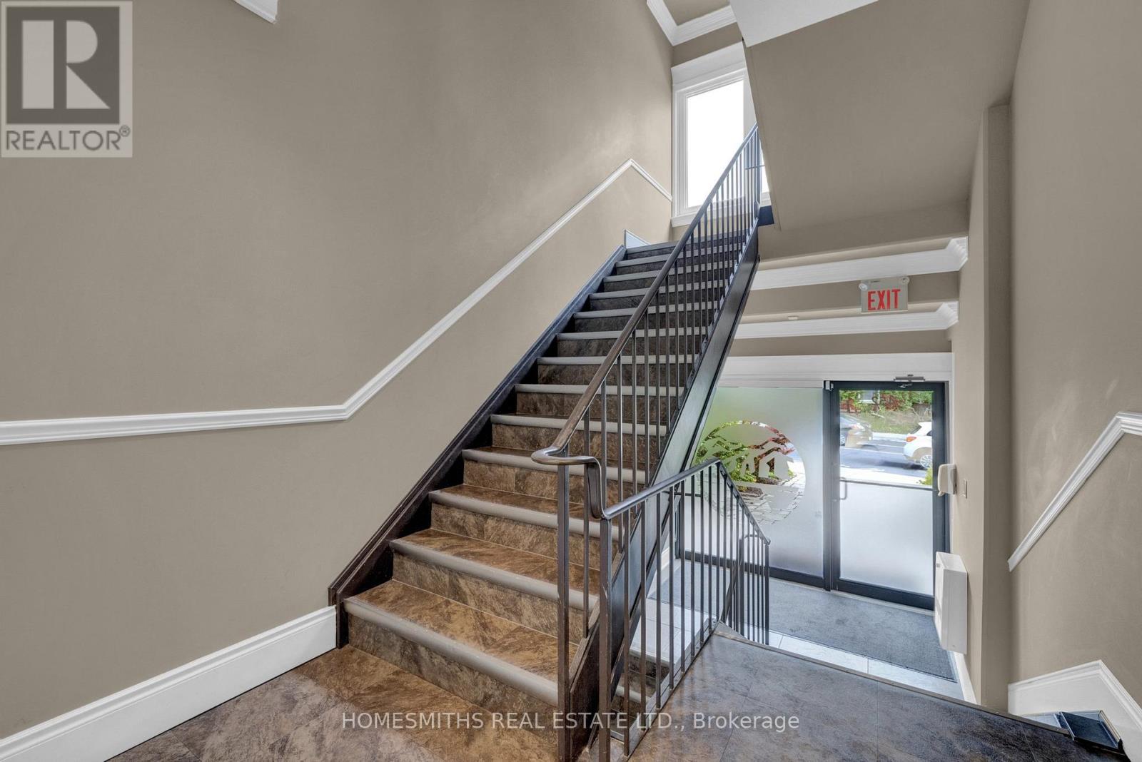 452 Charlotte Street, Peterborough (Town Ward 3), Ontario  K9J 2W3 - Photo 23 - X12671242