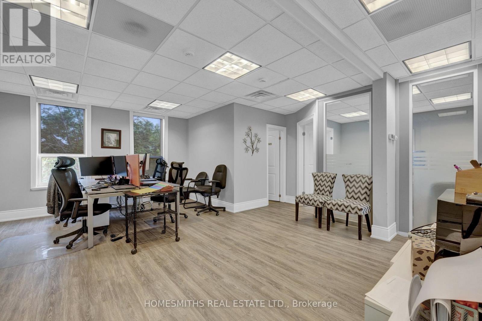 452 Charlotte Street, Peterborough (Town Ward 3), Ontario  K9J 2W3 - Photo 29 - X12671242