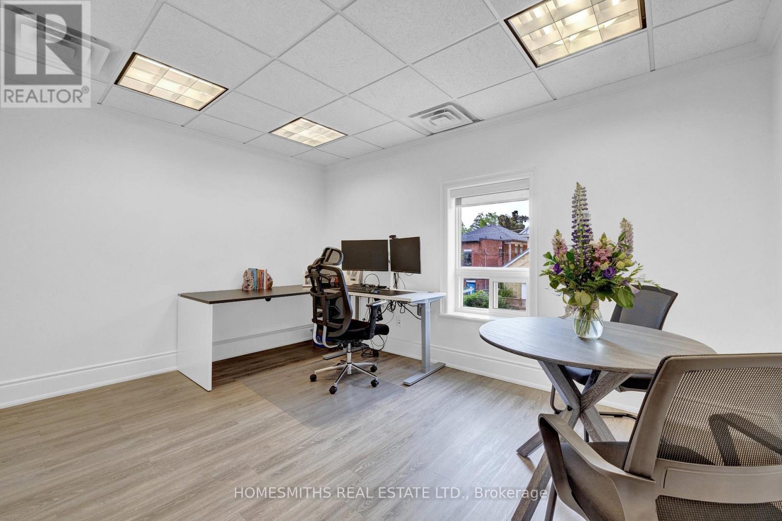 452 Charlotte Street, Peterborough (Town Ward 3), Ontario  K9J 2W3 - Photo 30 - X12671242