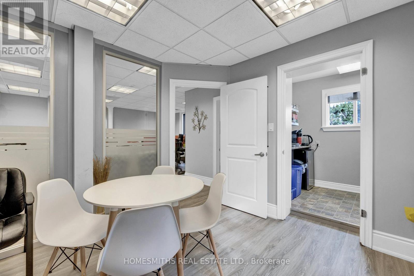 452 Charlotte Street, Peterborough (Town Ward 3), Ontario  K9J 2W3 - Photo 32 - X12671242