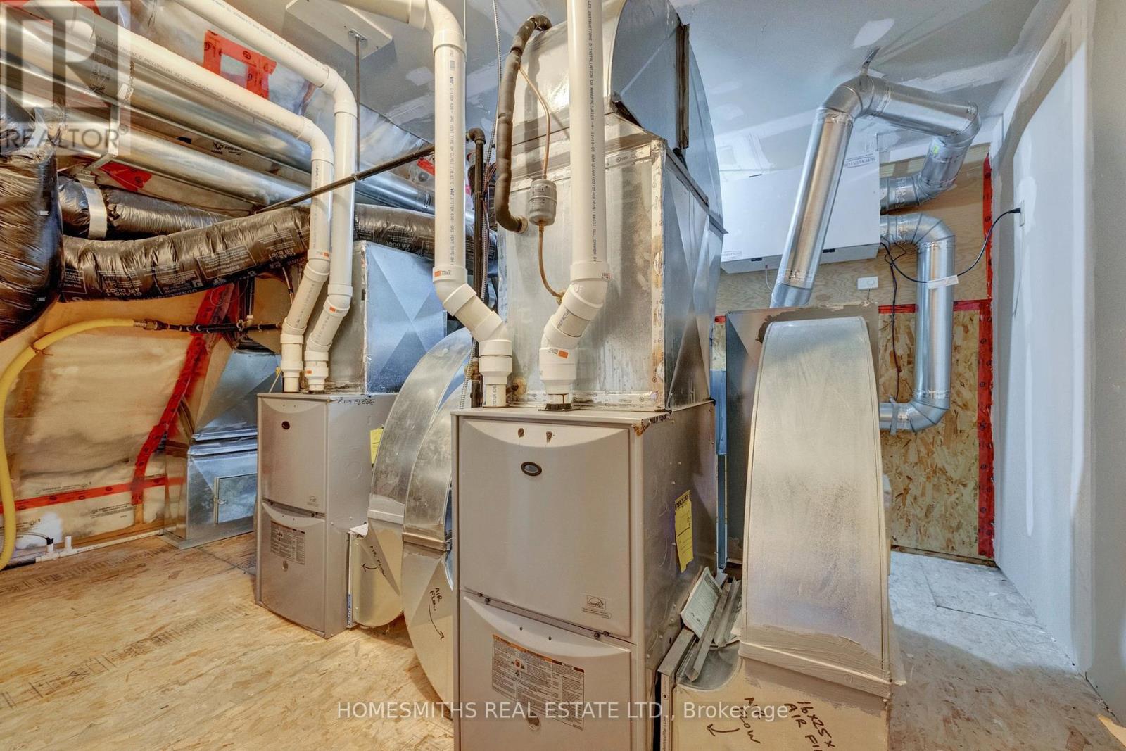 452 Charlotte Street, Peterborough (Town Ward 3), Ontario  K9J 2W3 - Photo 37 - X12671242