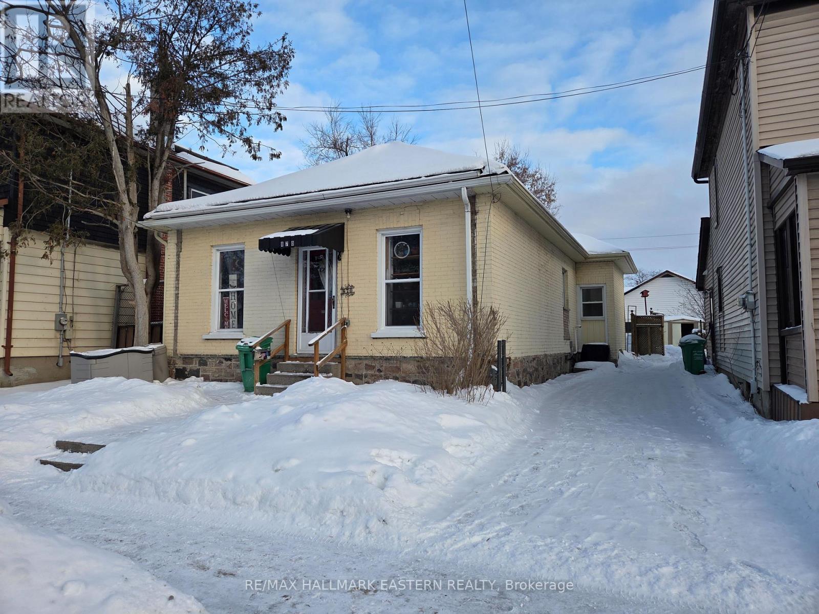 870 GEORGE STREET N, peterborough (northcrest ward 5), Ontario