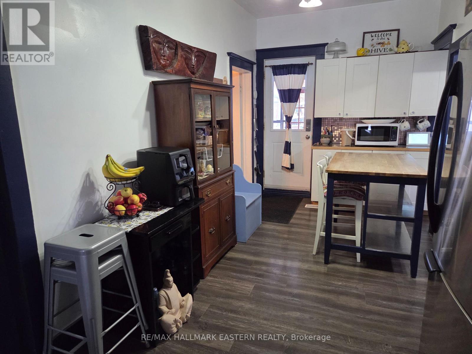 870 George Street N, Peterborough (Northcrest Ward 5), Ontario  K9H 3T7 - Photo 4 - X12672420