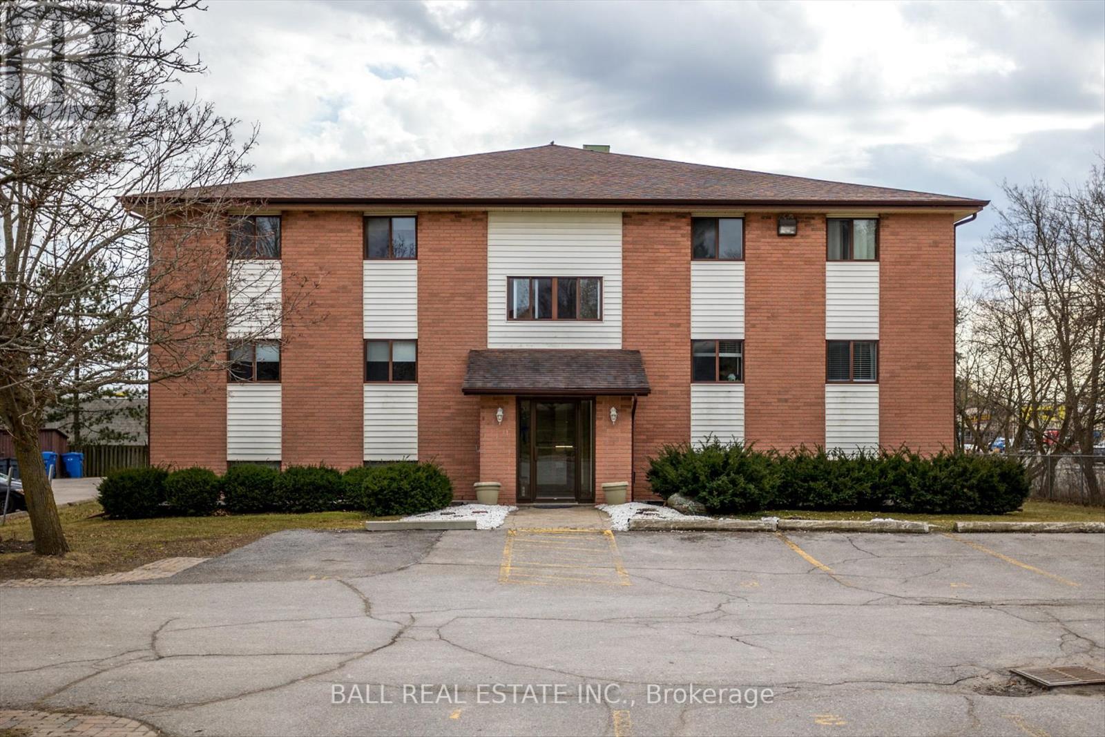 304 - 1429 Clearview Drive, Peterborough (Monaghan Ward 2), Ontario  K9K 1X8 - Photo 2 - X12672702