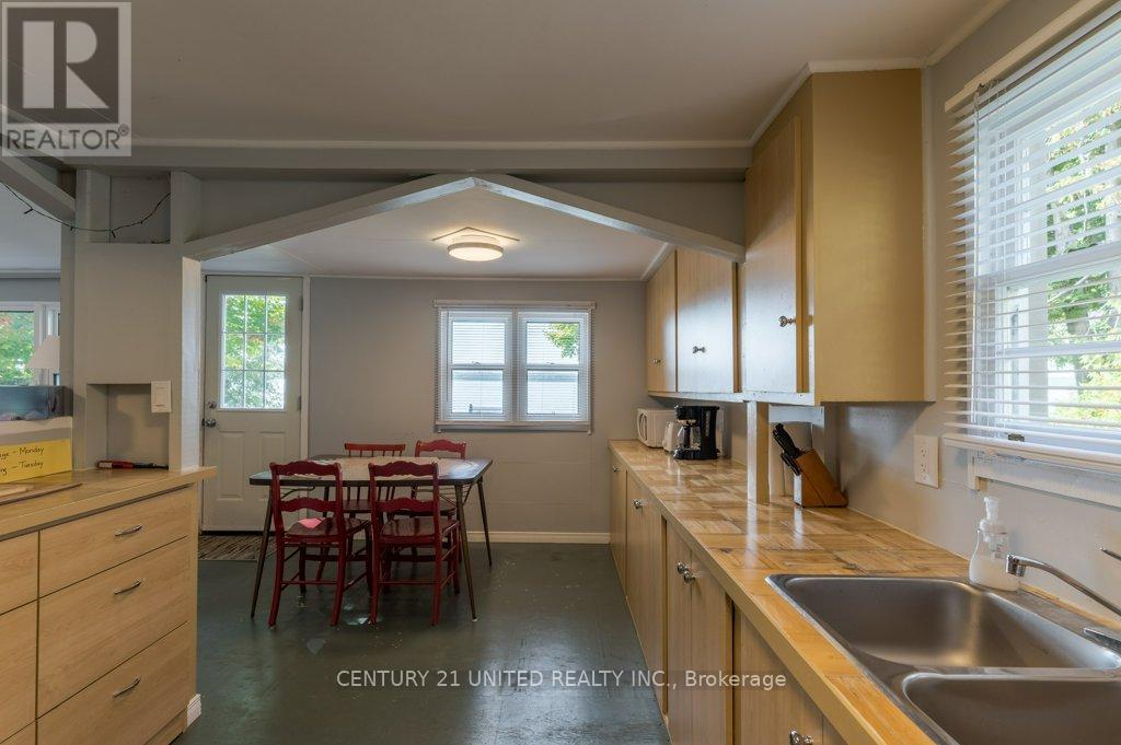 2460 Fire Route 13, Selwyn, Ontario  K0L 2H0 - Photo 17 - X12672806