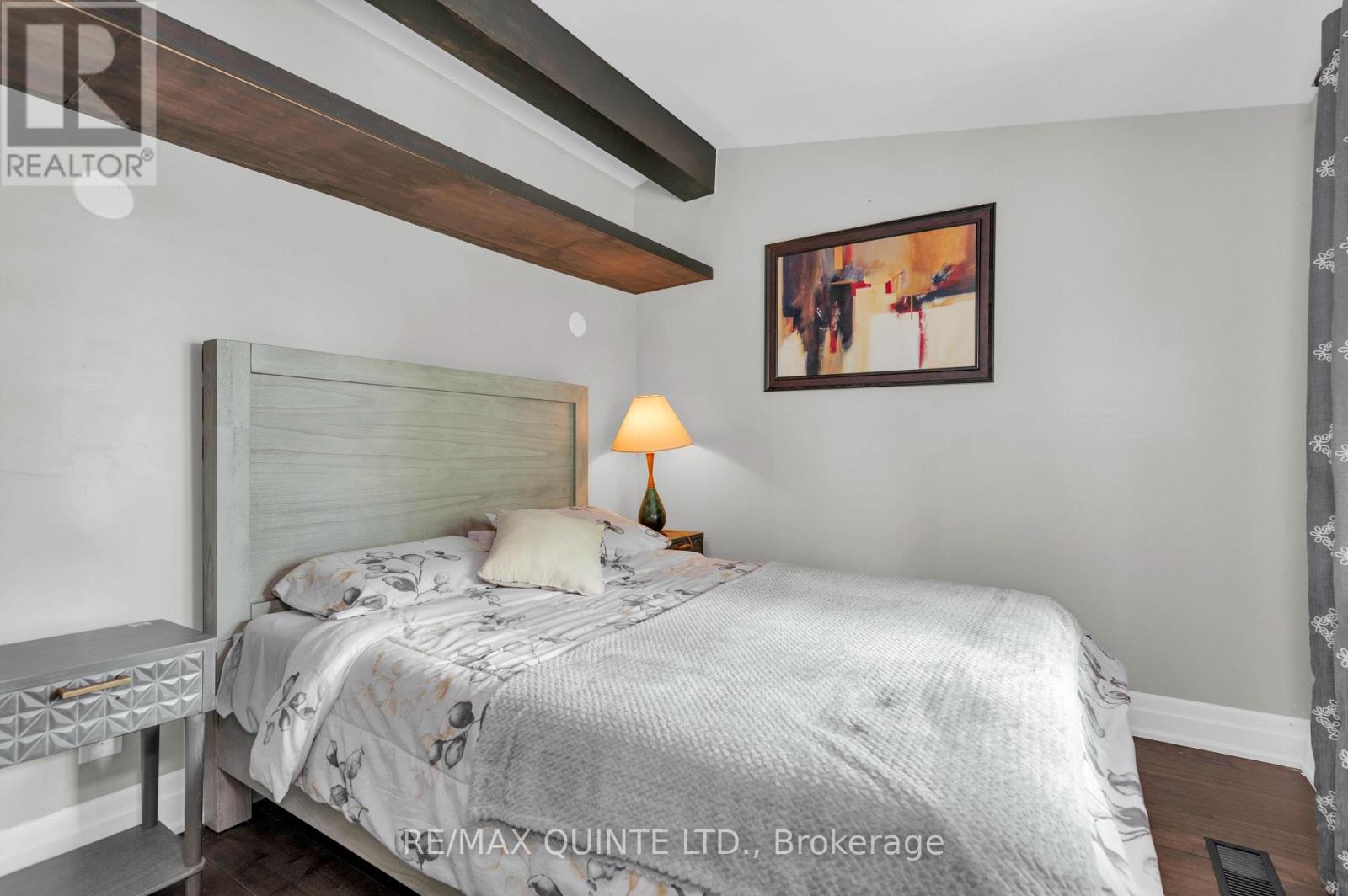 110 Hickory Bay Road, Trent Hills (Campbellford), Ontario  K0L 1L0 - Photo 8 - X12672932