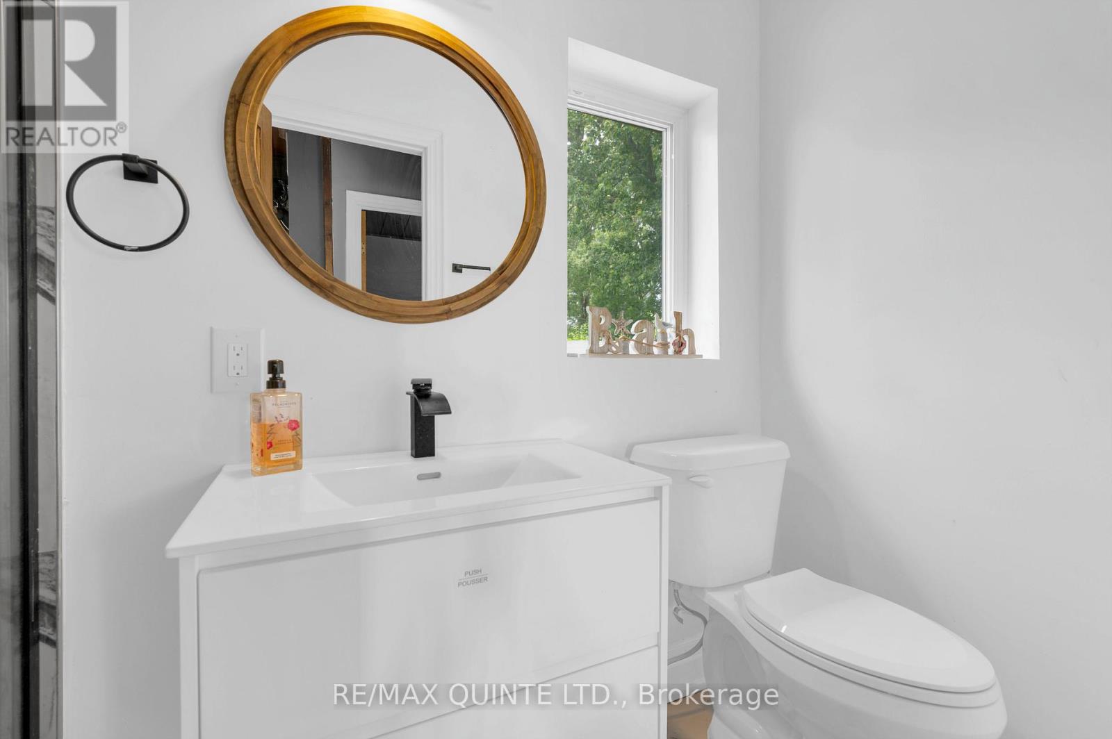 110 Hickory Bay Road, Trent Hills (Campbellford), Ontario  K0L 1L0 - Photo 9 - X12672932