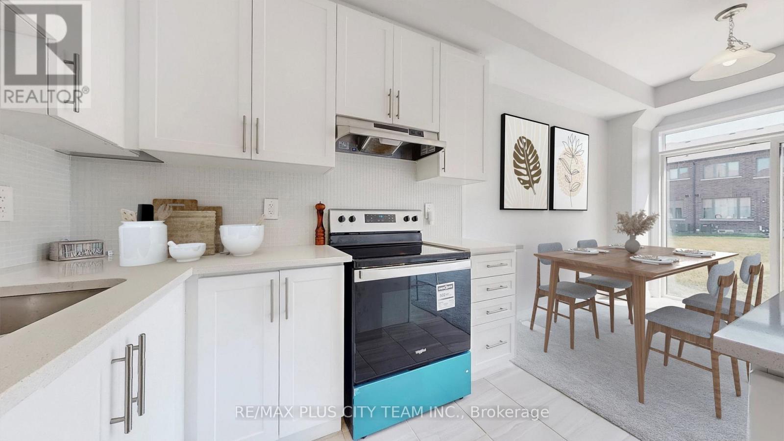 32 Keenan Street, Kawartha Lakes (Lindsay), Ontario  K9V 6C2 - Photo 7 - X12673324