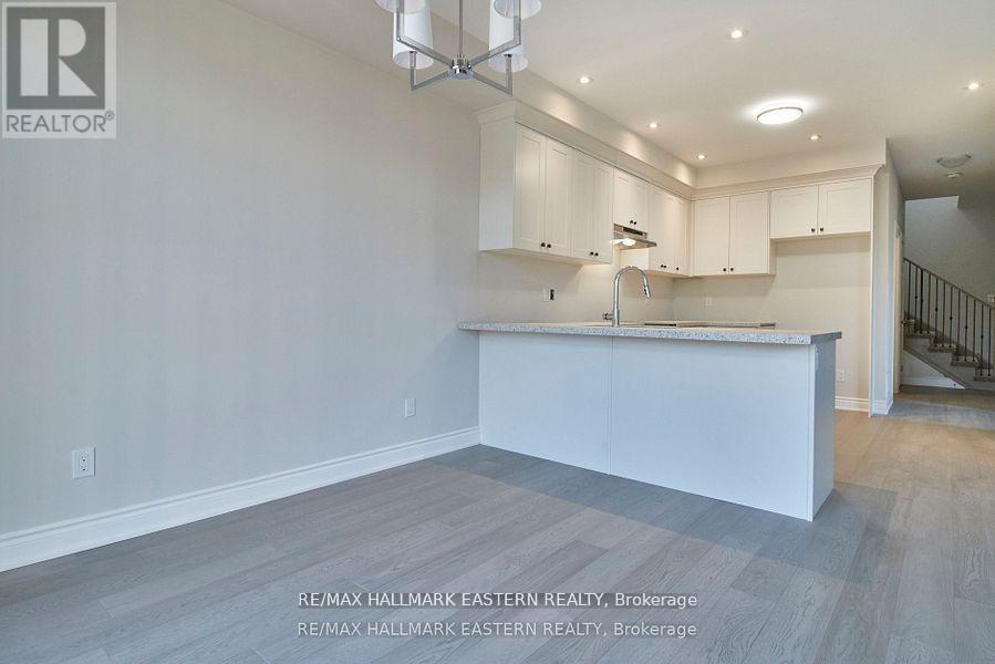 37 Coldbrook Drive, Cavan Monaghan (Millbrook Village), Ontario  L0A 1G0 - Photo 16 - X12673514