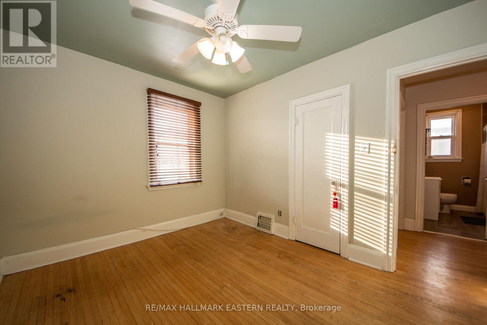 579 Mccannan Avenue, Peterborough (Town Ward 3), Ontario  K9J 4J7 - Photo 16 - X12673656