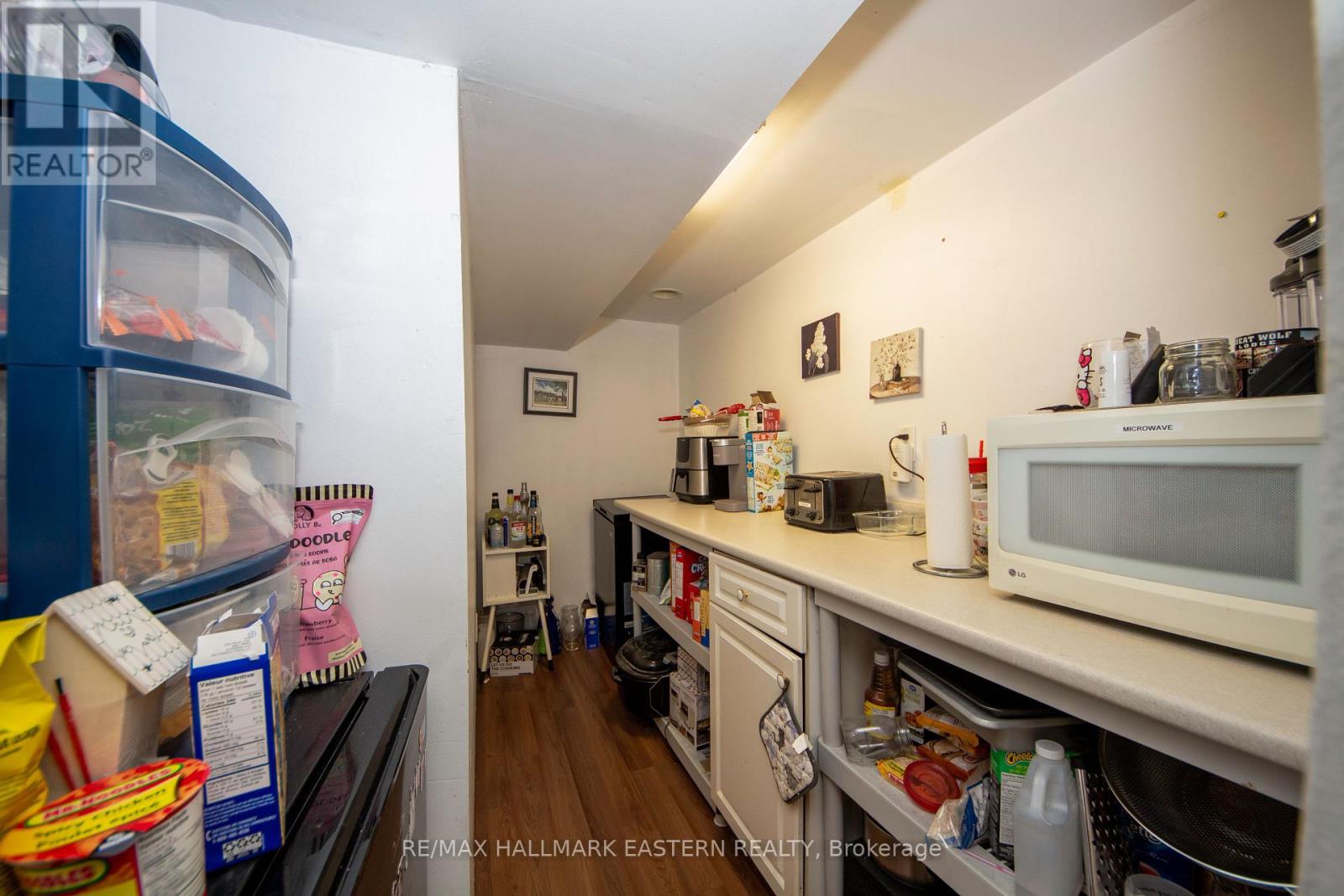 579 Mccannan Avenue, Peterborough (Town Ward 3), Ontario  K9J 4J7 - Photo 23 - X12673656