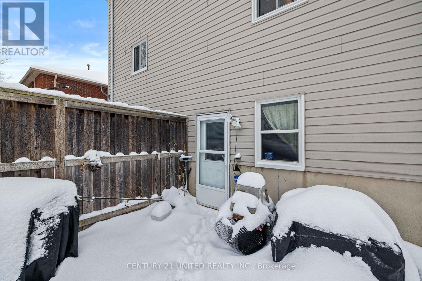 117 Towerhill Road, Peterborough (Northcrest Ward 5), Ontario  K9H 7M7 - Photo 25 - X12674030