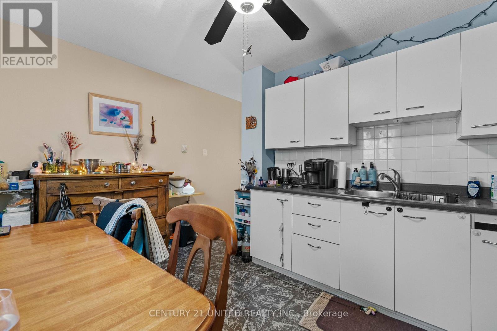 117 Towerhill Road, Peterborough (Northcrest Ward 5), Ontario  K9H 7M7 - Photo 9 - X12674030