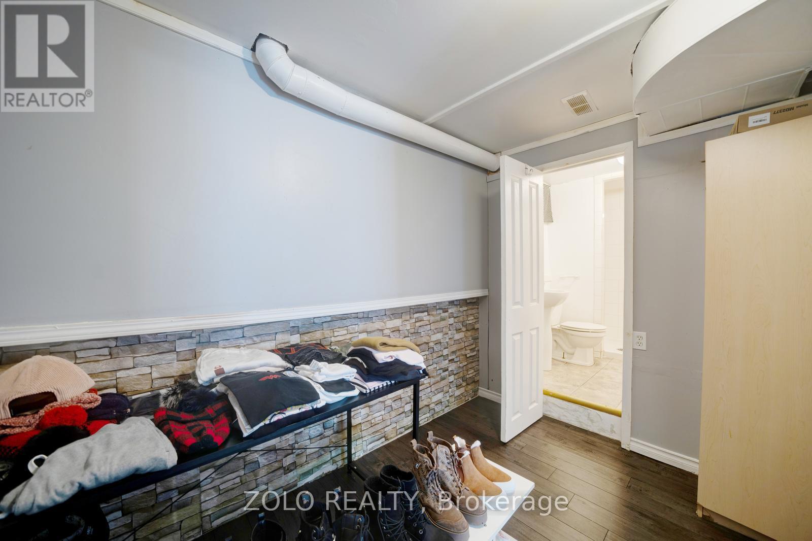 2048 Walker Avenue, Peterborough (Ashburnham Ward 4), Ontario  K9L 1S1 - Photo 27 - X12674868