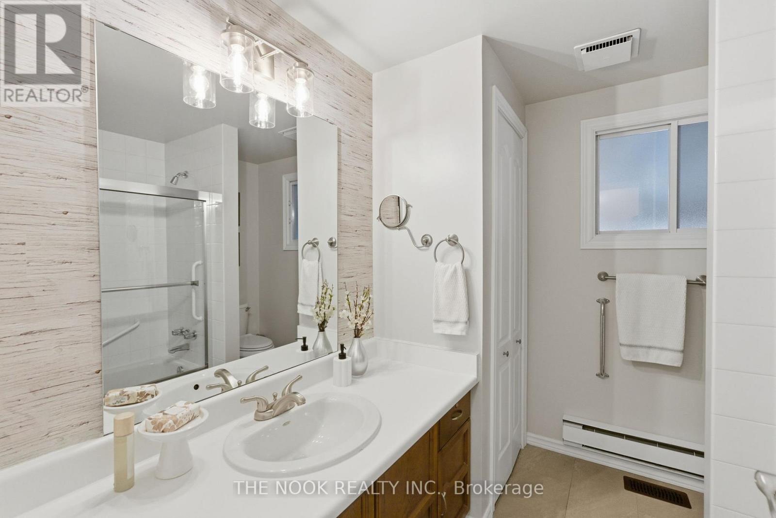 1 Steelhead Lane, Clarington (Newcastle), Ontario  L1B 1B5 - Photo 34 - E12675188