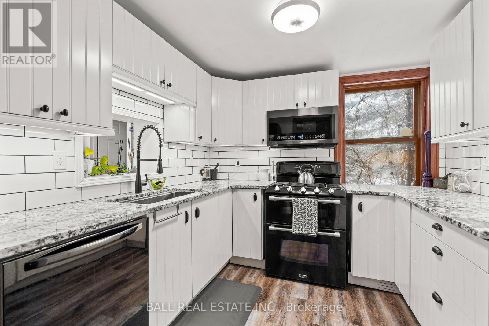 1416 Fleetwood Road, Kawartha Lakes (Manvers), Ontario  L0A 1A0 - Photo 11 - X12675412