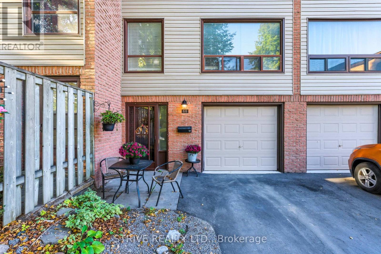66 Park Lane Circle, Clarington (Bowmanville), Ontario  L1B 0K2 - Photo 4 - E12675778