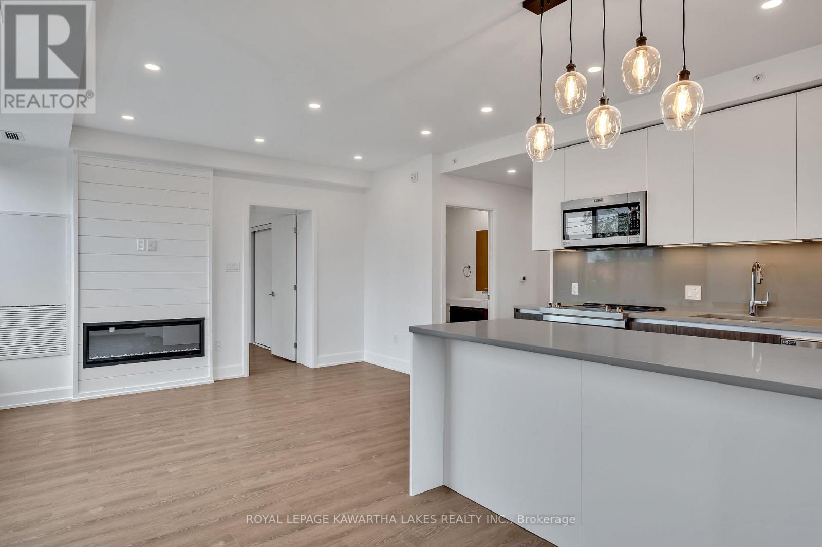 404 - 195 Hunter Street E, Peterborough (Ashburnham Ward 4), Ontario  K9H 1G9 - Photo 12 - X12675974