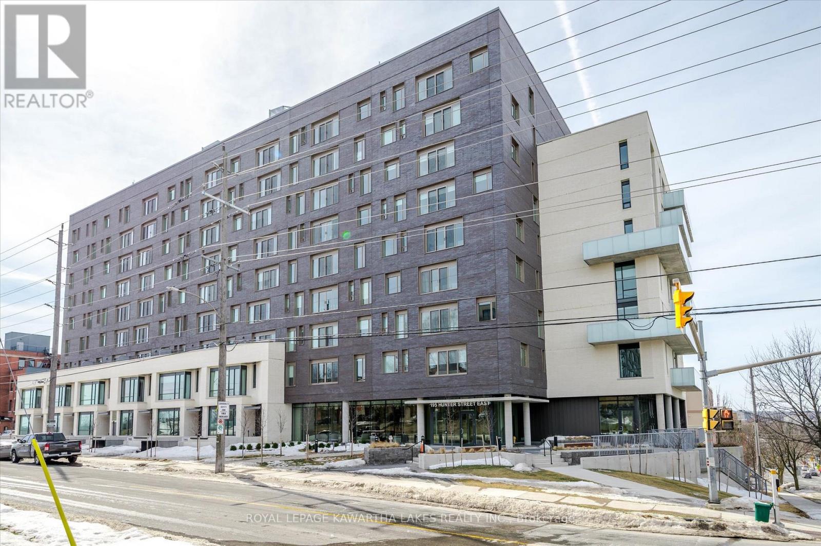 404 - 195 Hunter Street E, Peterborough (Ashburnham Ward 4), Ontario  K9H 1G9 - Photo 2 - X12675974