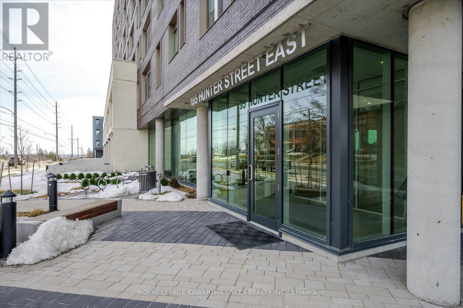 404 - 195 Hunter Street E, Peterborough (Ashburnham Ward 4), Ontario  K9H 1G9 - Photo 4 - X12675974