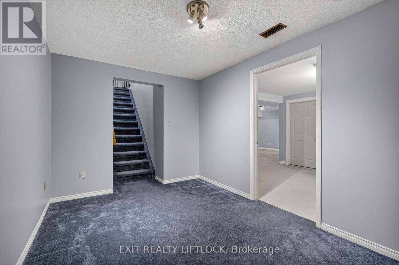 1627 Ramblewood Drive, Peterborough (Otonabee Ward 1), Ontario  K9K 2C3 - Photo 24 - X12676052